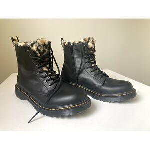 Dr. Martens with leopard print fur trim